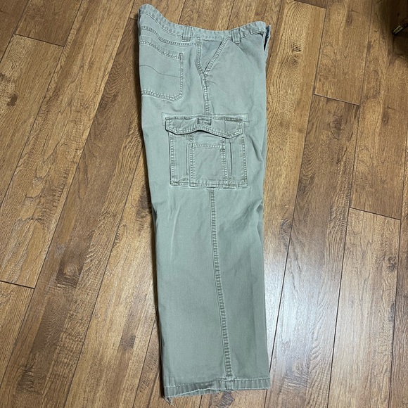 Vintage Wrangler Original Tan Cargo Pants 30”x28” length - Picture 10 of 11